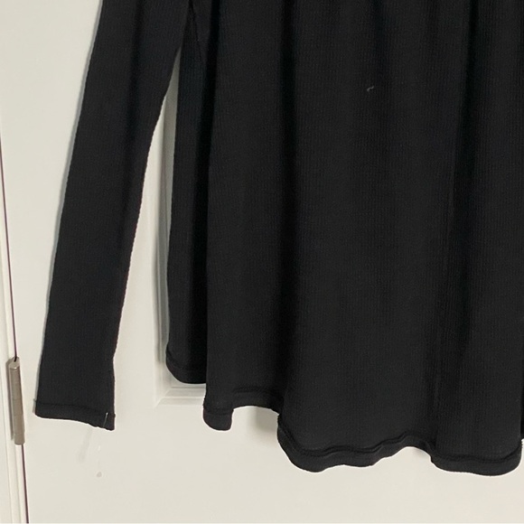Free People We the Free Kai Thermal Henley Top black 47118 - Picture 7 of 15